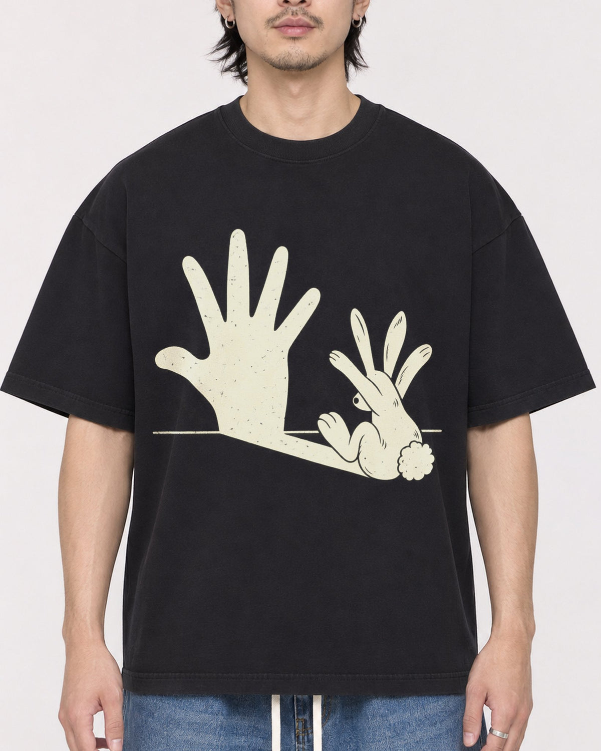 Mockup Boxy Heavyweight Tee Black male close-up 23