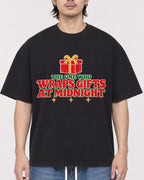 Mockup Boxy Heavyweight Tee Black male close-up 23