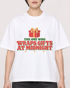 Mockup Boxy Heavyweight Tee White female close-up 23
