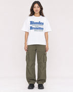 Mockup Boxy Heavyweight Tee White female full-body 02