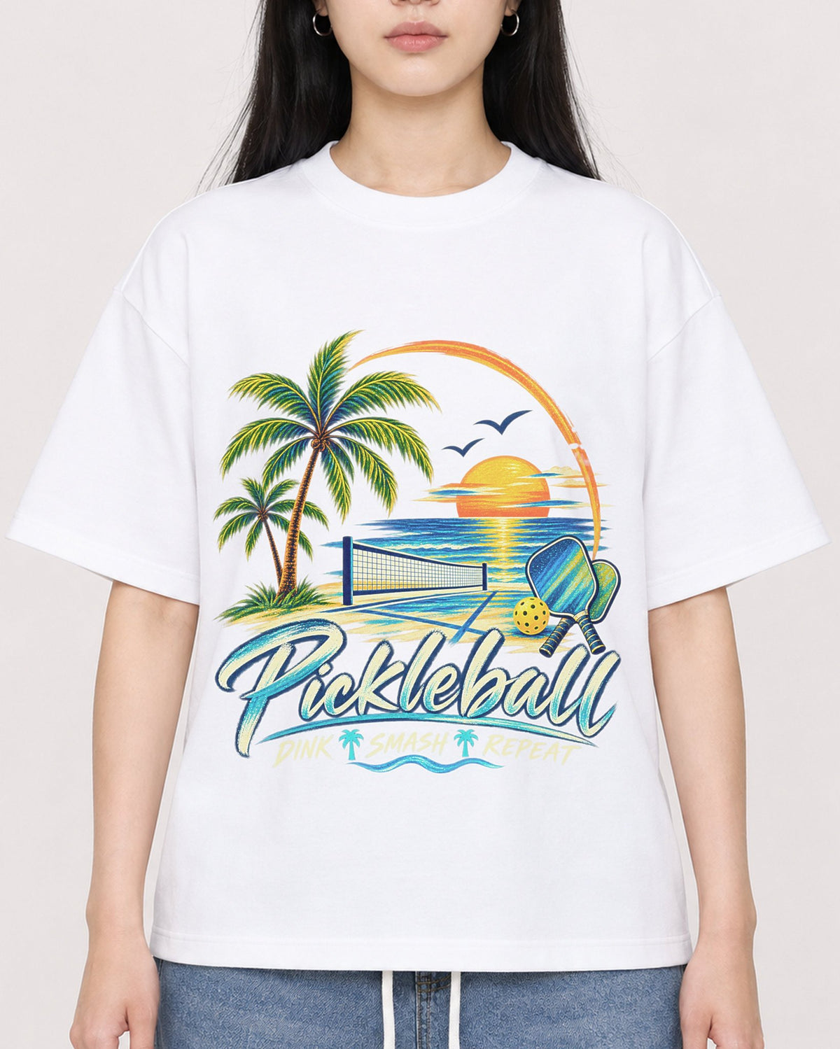 Mockup Boxy Heavyweight Tee White female close-up 01