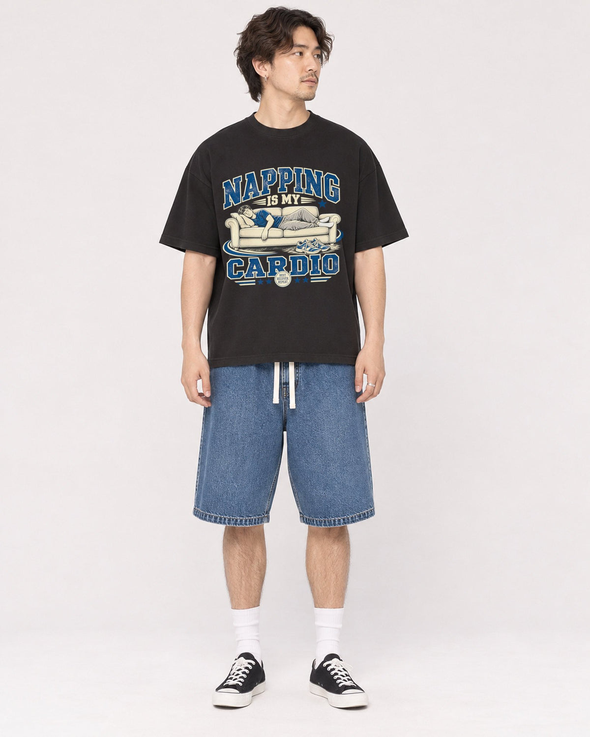 Mockup Boxy Heavyweight Tee Black male full-body 03