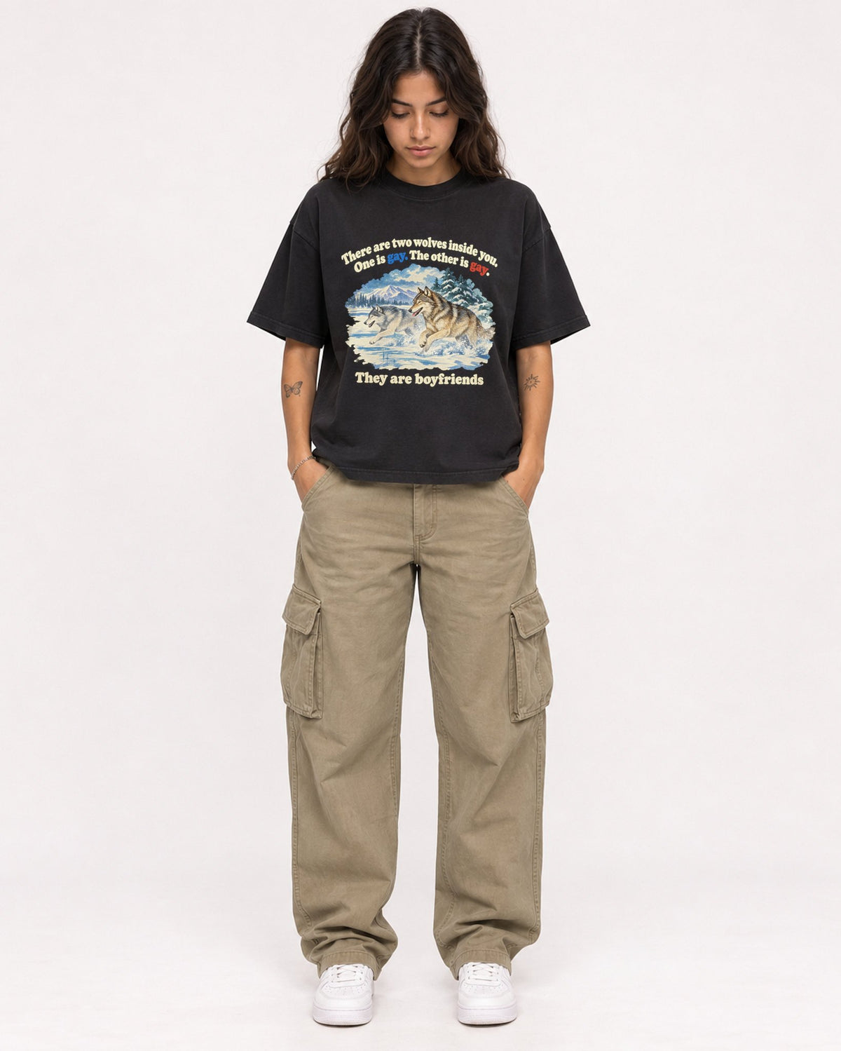 Mockup Boxy Heavyweight Tee Black female full-body 06
