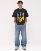 Mockup Boxy Heavyweight Tee Black male full-body 06