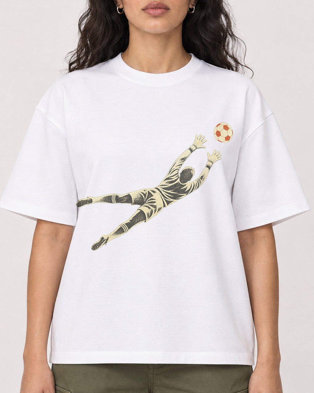 Mockup Boxy Heavyweight Tee White female close-up 07
