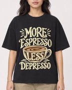 Mockup Boxy Heavyweight Tee Black female close-up 02