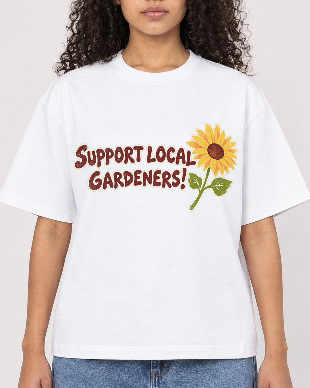 Mockup Boxy Heavyweight Tee White female close-up 10