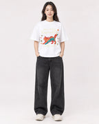 Mockup Boxy Heavyweight Tee White female full-body 03