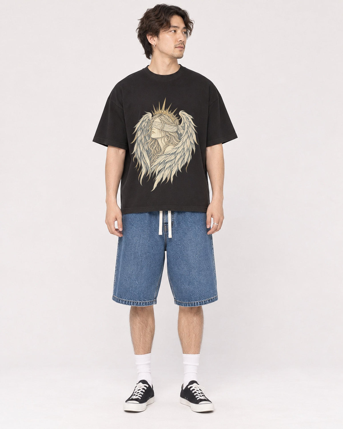 Mockup Boxy Heavyweight Tee Black male full-body 03