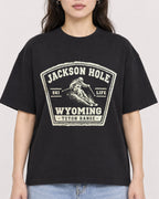 Mockup Boxy Heavyweight Tee Black female close-up 03