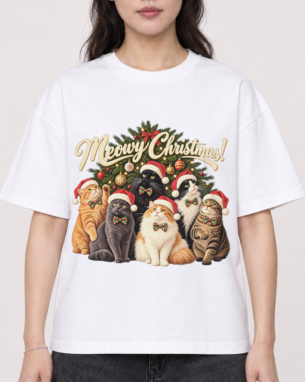 Mockup Boxy Heavyweight Tee White female close-up 03