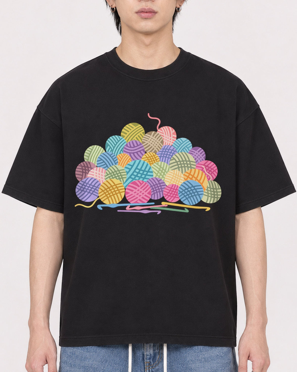 Mockup Boxy Heavyweight Tee Black male close-up 11