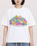 Mockup Boxy Heavyweight Tee White female close-up 11
