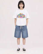Mockup Boxy Heavyweight Tee White female full-body 11