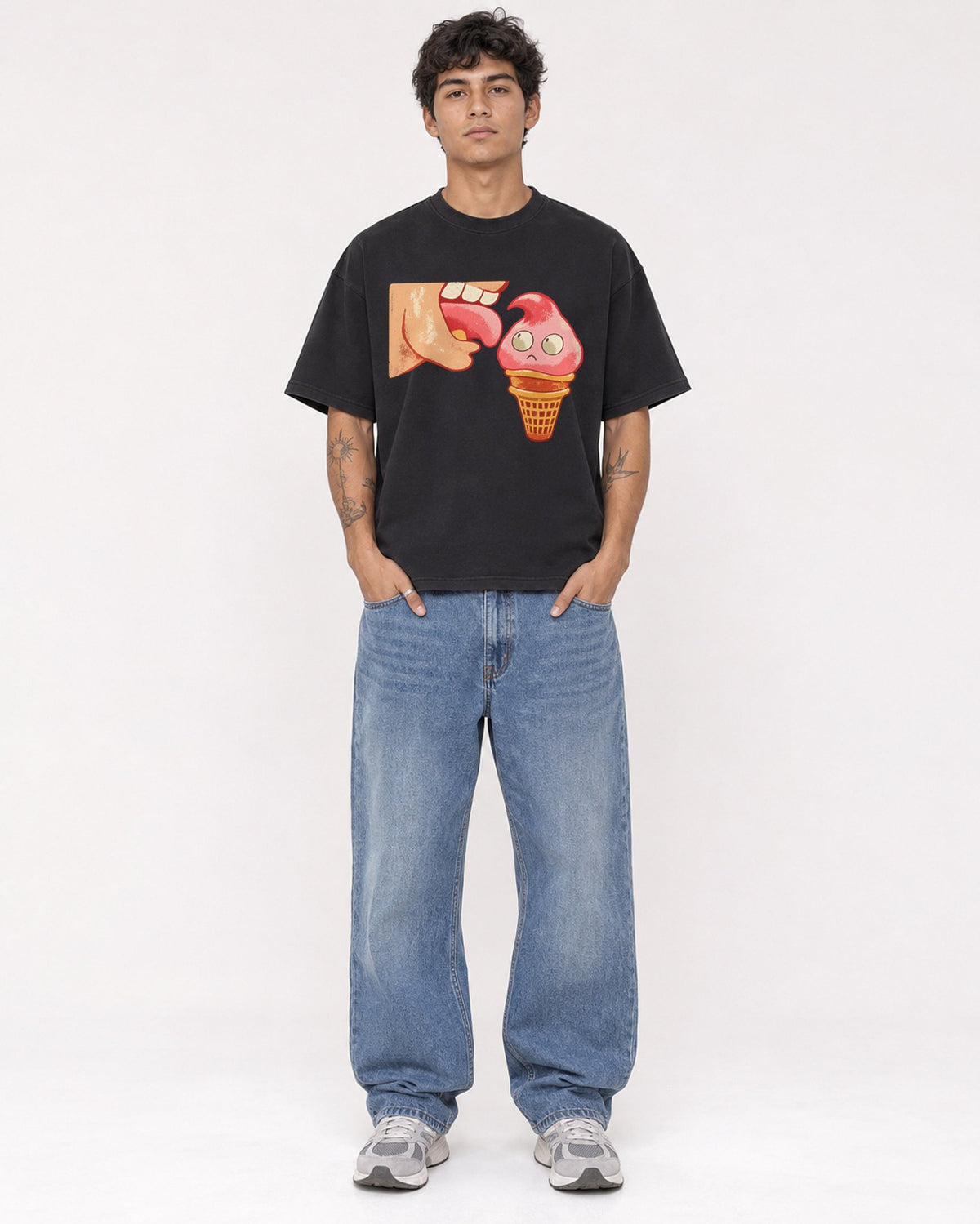 Mockup Boxy Heavyweight Tee Black male full-body 06