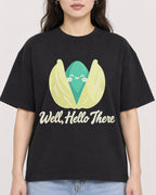 Mockup Boxy Heavyweight Tee Black female close-up 03