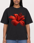 Mockup Boxy Heavyweight Tee Black female close-up 04