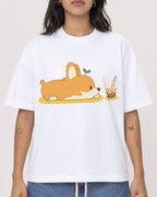 Mockup Boxy Heavyweight Tee White female close-up 36
