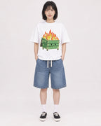 Mockup Boxy Heavyweight Tee White female full-body 11
