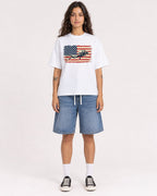 Mockup Boxy Heavyweight Tee White female full-body 06