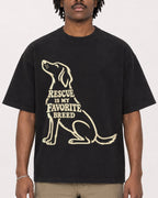 Mockup Boxy Heavyweight Tee Black male close-up 04