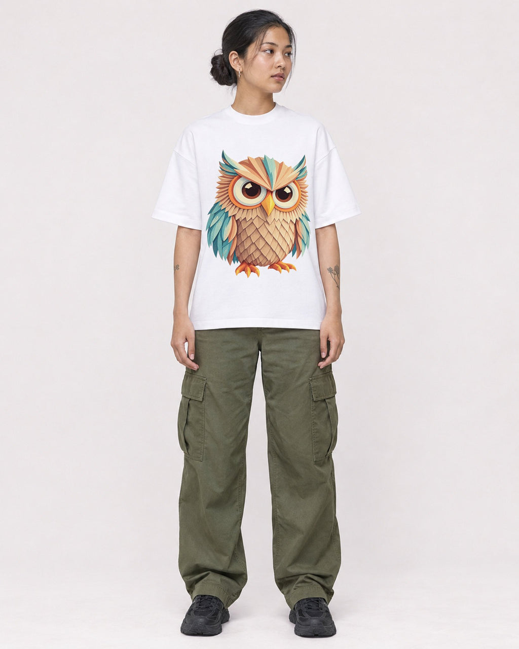 Mockup Boxy Heavyweight Tee White female full-body 12