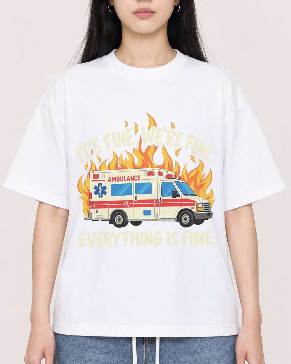 Mockup Boxy Heavyweight Tee White female close-up 01