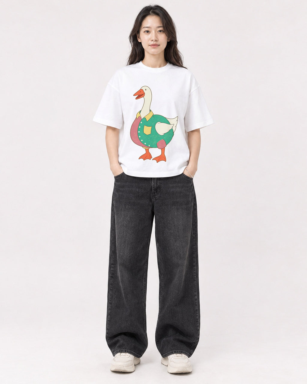 Mockup Boxy Heavyweight Tee White female full-body 03