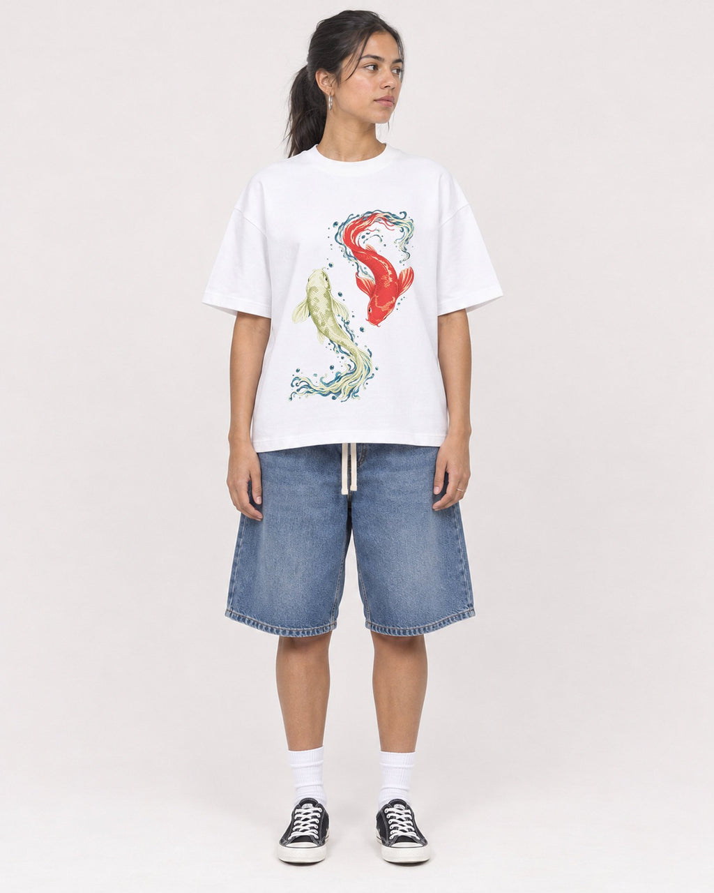 Mockup Boxy Heavyweight Tee White female full-body 16