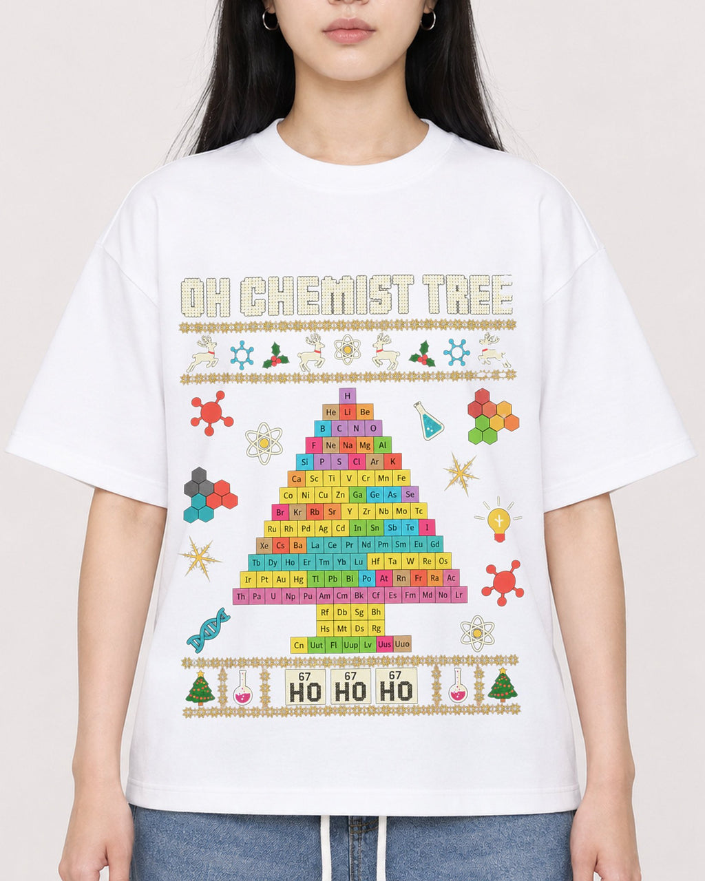 Mockup Boxy Heavyweight Tee White female close-up 01