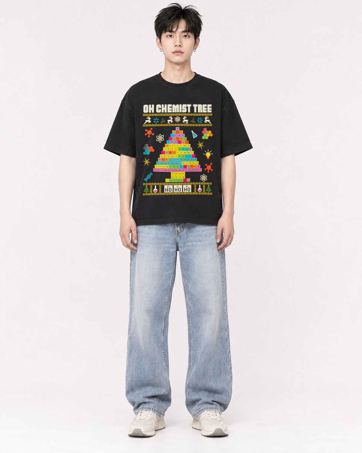 Mockup Boxy Heavyweight Tee Black male full-body 01