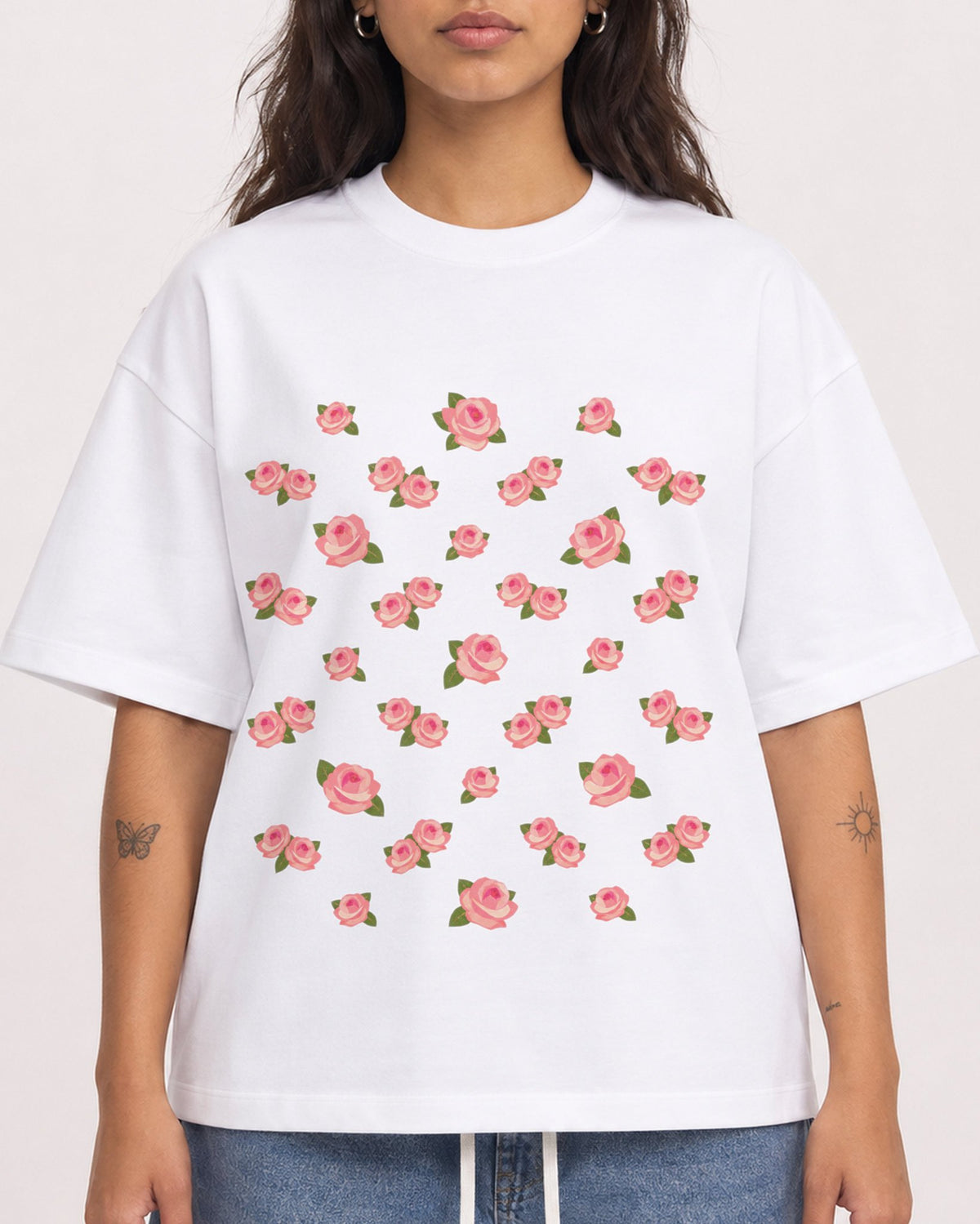 Mockup Boxy Heavyweight Tee White female close-up 06