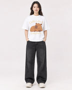 Mockup Boxy Heavyweight Tee White female full-body 03