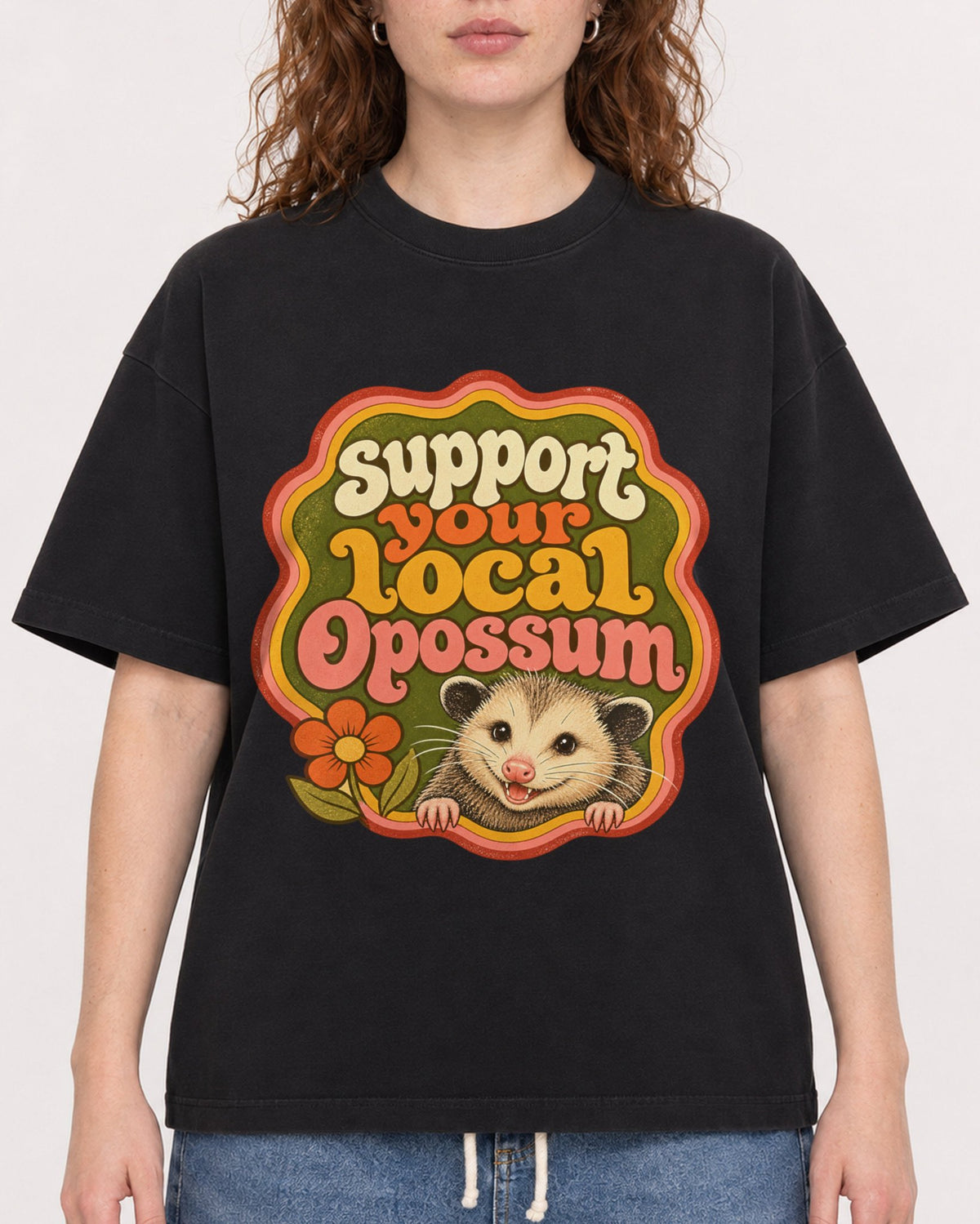 Mockup Boxy Heavyweight Tee Black female close-up 09