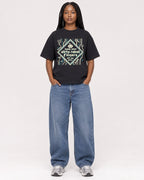 Mockup Boxy Heavyweight Tee Black female full-body 04