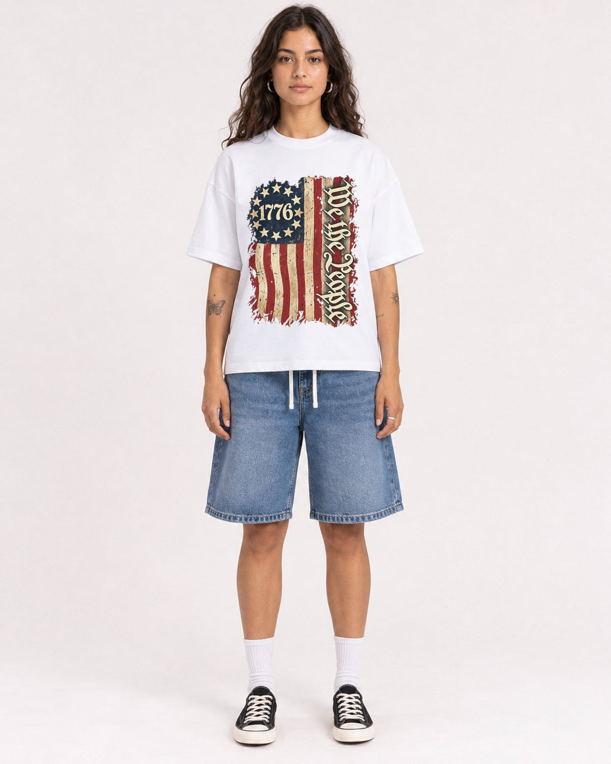 Mockup Boxy Heavyweight Tee White female full-body 06