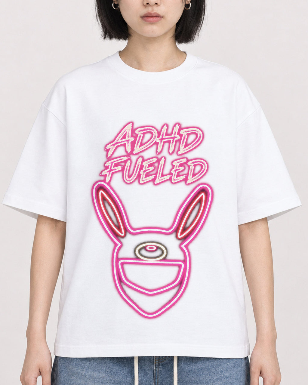 Mockup Boxy Heavyweight Tee White female close-up 11