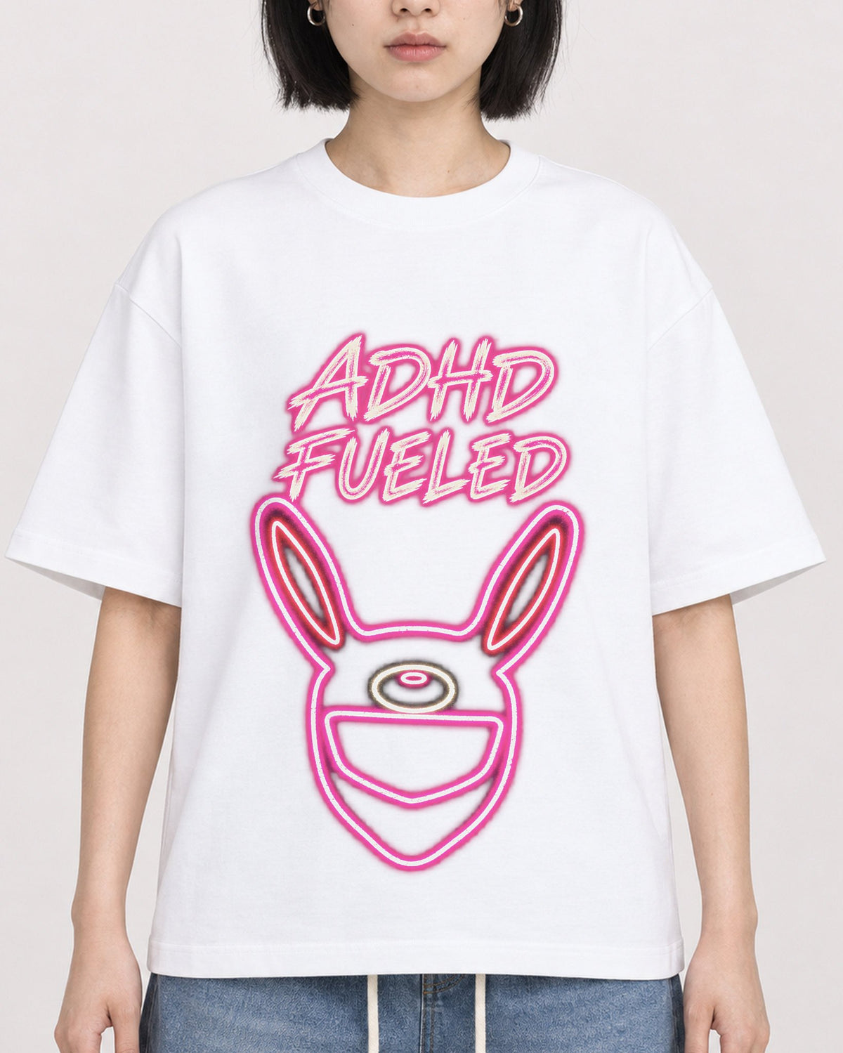 Mockup Boxy Heavyweight Tee White female close-up 11
