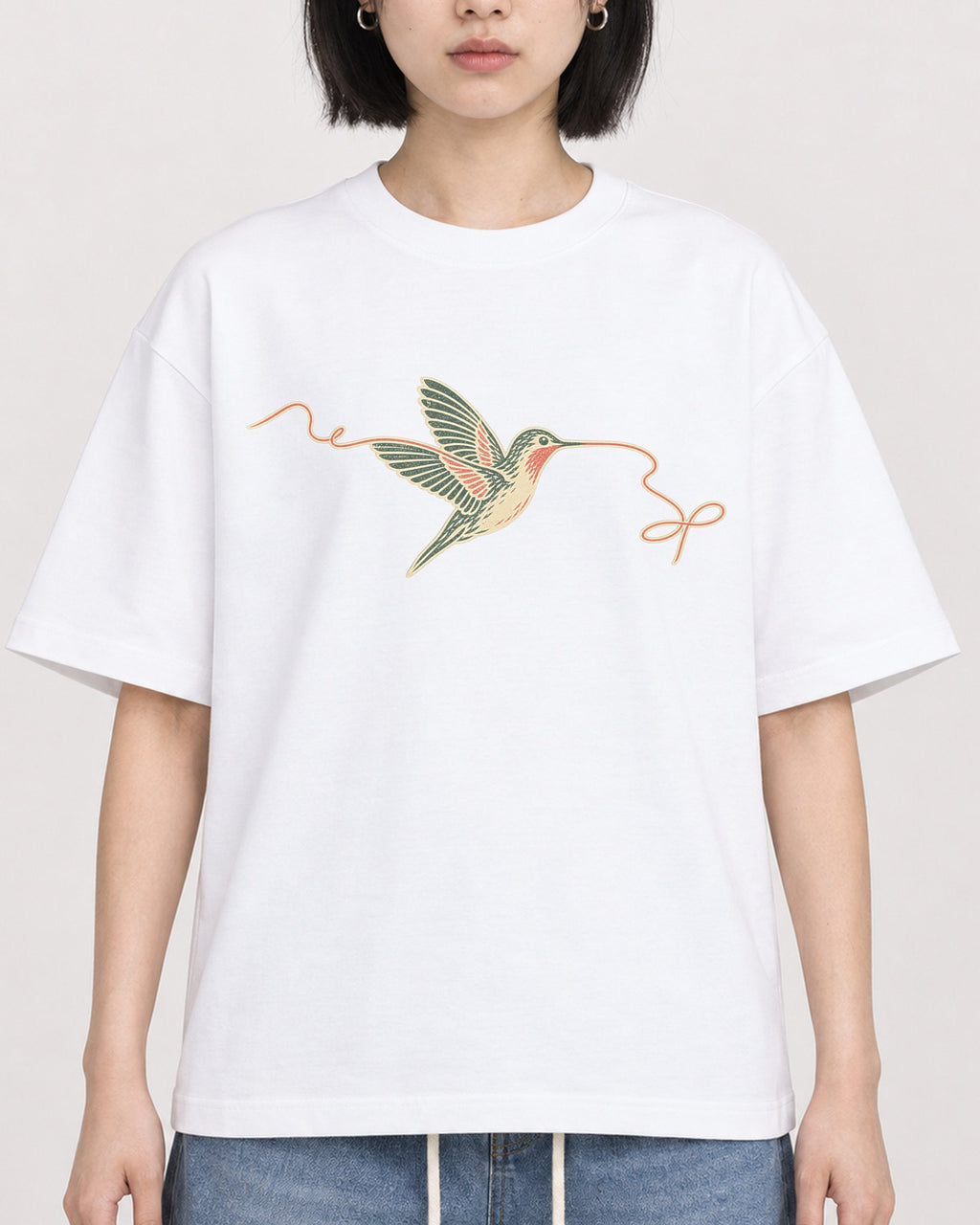 Mockup Boxy Heavyweight Tee White female close-up 11