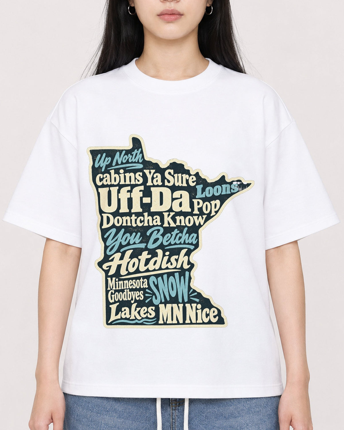 Mockup Boxy Heavyweight Tee White female close-up 01