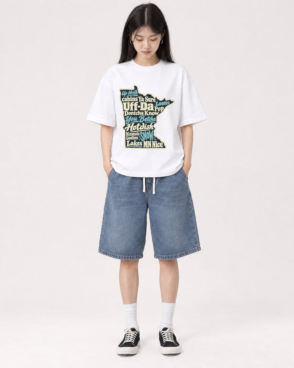 Mockup Boxy Heavyweight Tee White female full-body 01