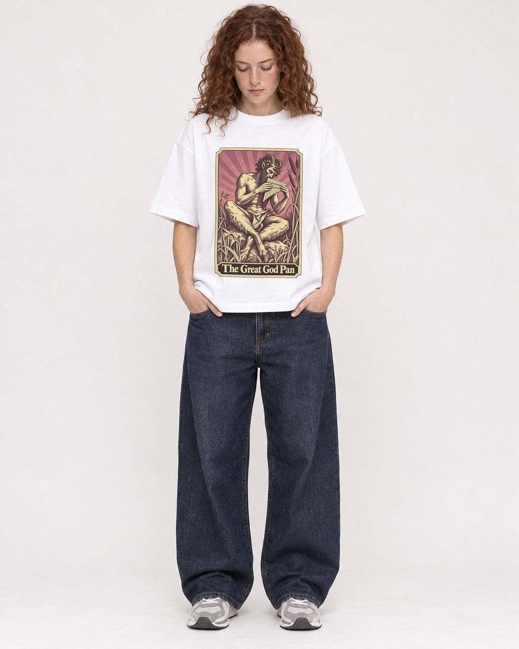 Mockup Boxy Heavyweight Tee White female full-body 09