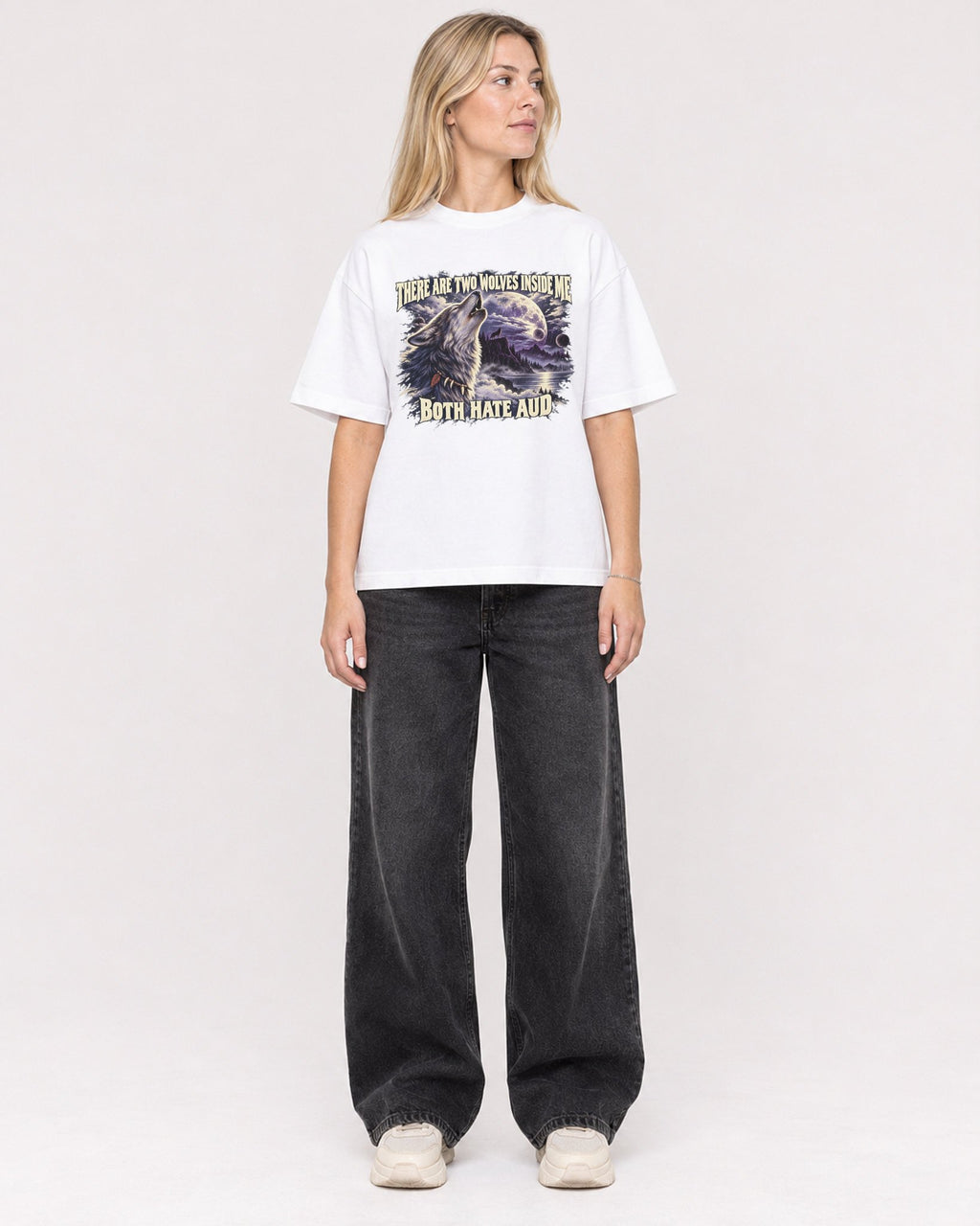Mockup Boxy Heavyweight Tee White female full-body 08