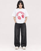 Mockup Boxy Heavyweight Tee White female full-body 13