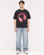 Mockup Boxy Heavyweight Tee Black male full-body 13