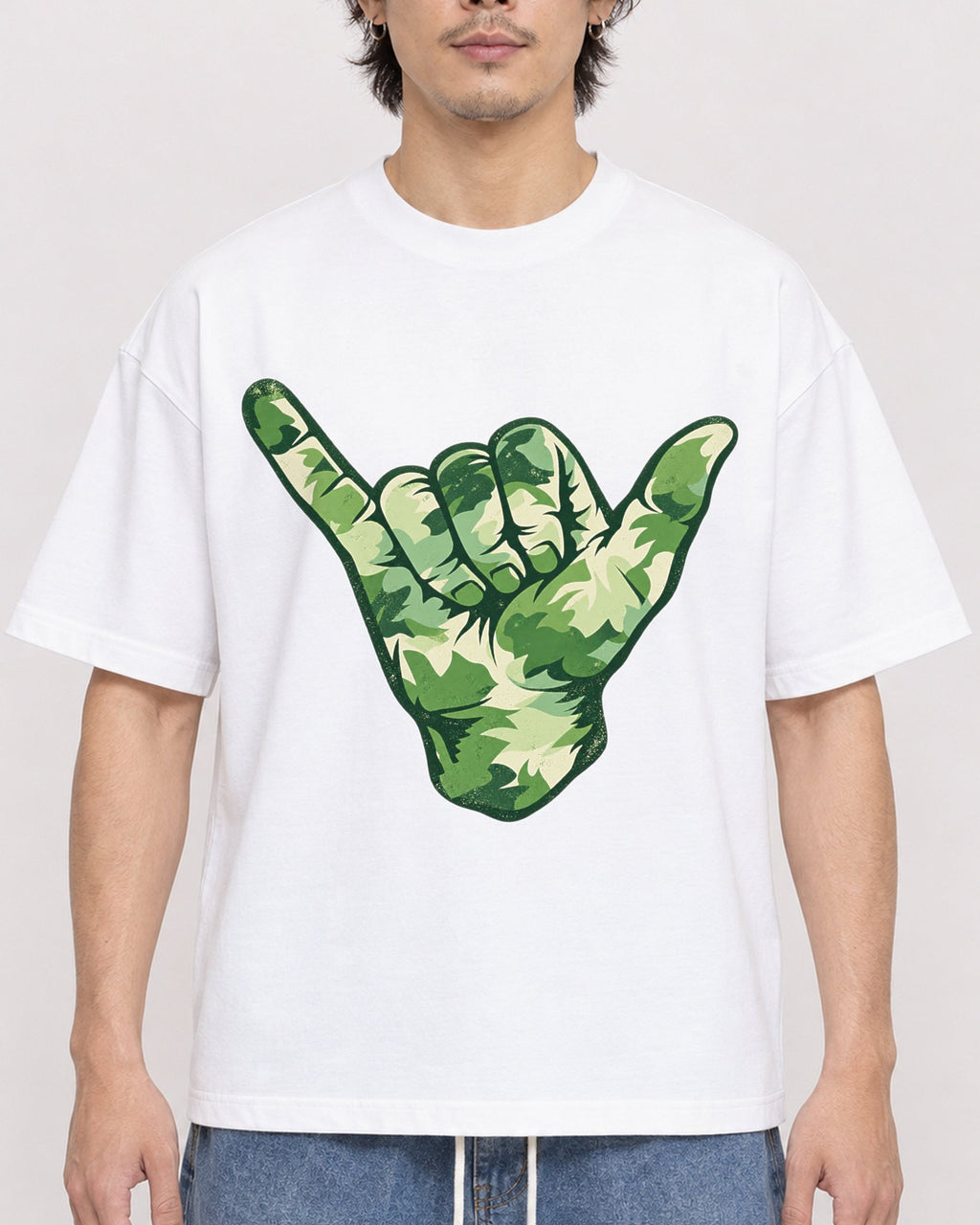 Mockup Boxy Heavyweight Tee White male close-up 03