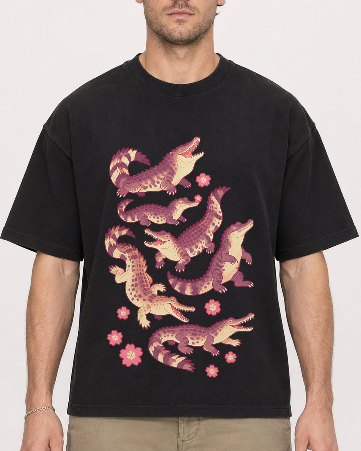 Mockup Boxy Heavyweight Tee Black male close-up 08
