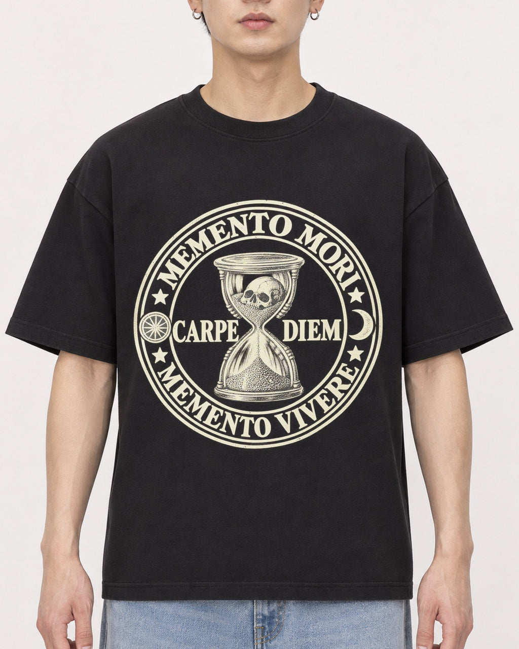 Mockup Boxy Heavyweight Tee Black male close-up 01
