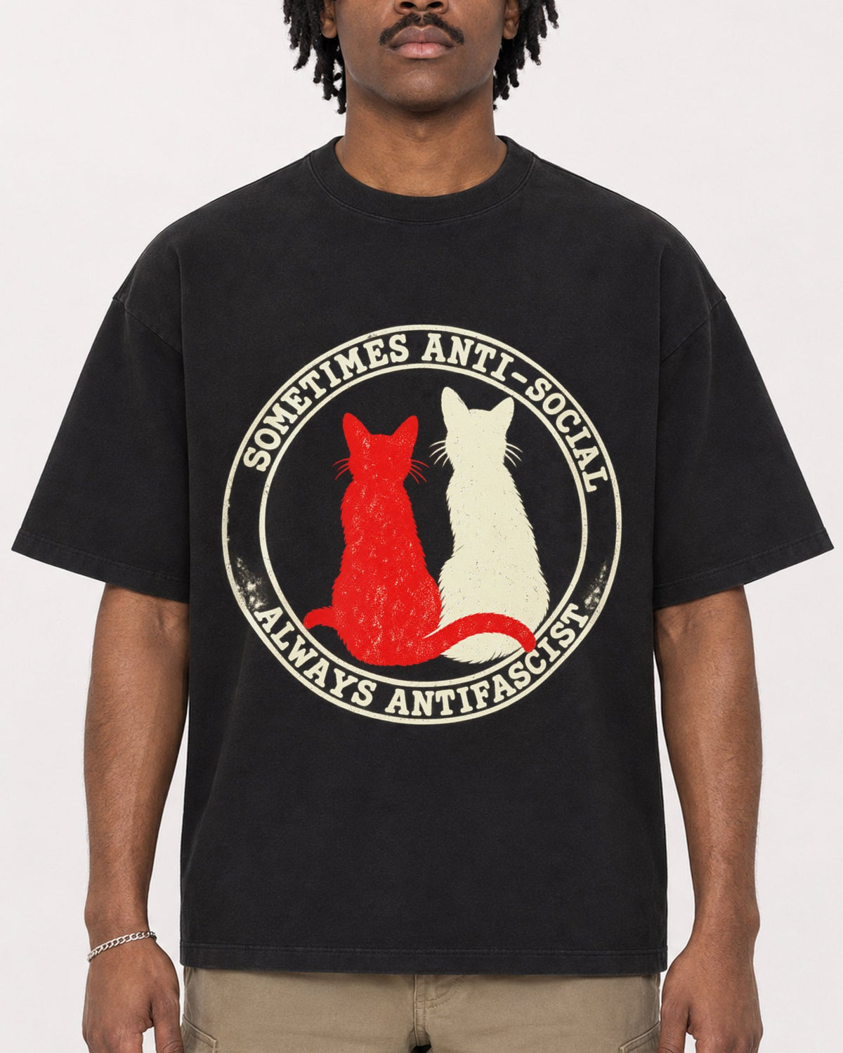 Mockup Boxy Heavyweight Tee Black male close-up 04