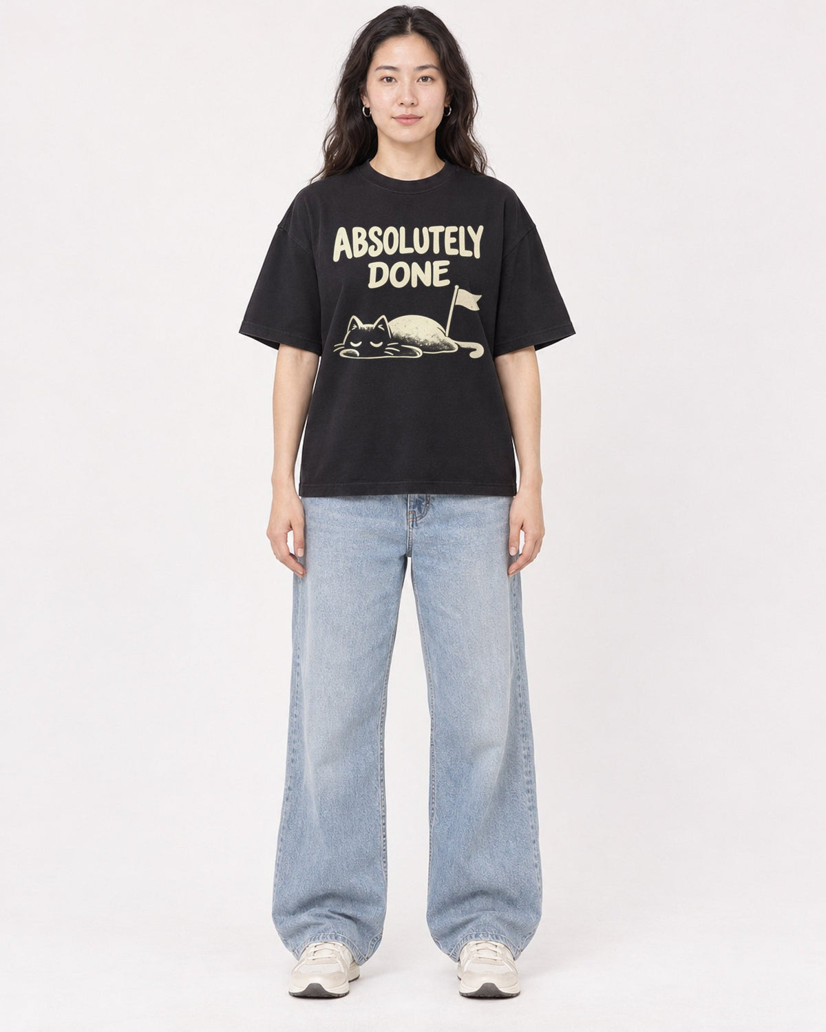 Mockup Boxy Heavyweight Tee Black female full-body 03